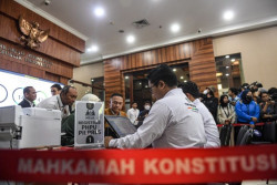 Tim Hukum AMIN Tuntut Gibran Didiskualifikasi hingga Pemilu Ulang