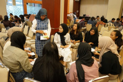 Sharing Entrepreneurship Bekali Mahasiswa Kemampuan Berwirausaha