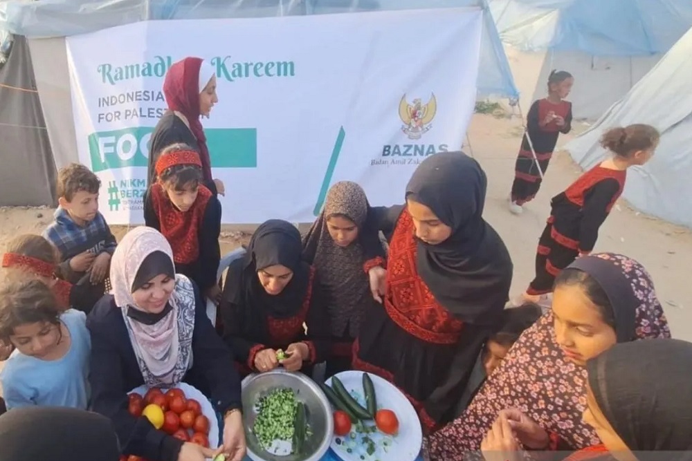 Baznas Distribusikan Makanan untuk Pengungsi Palestina di Gaza
