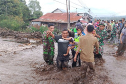 Ratusan Warga Terdampak Banjir Lahar Hujan Gunung Marapi