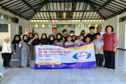 DPW Iaspro DIY Salurkan Bantuan untuk Anak Panti Asuhan