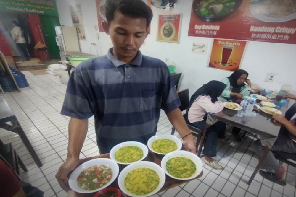 Mudik Lebaran 2024 lewat Cirebon, Jangan Lupa Mampir Makan Empal Gentong Sehat