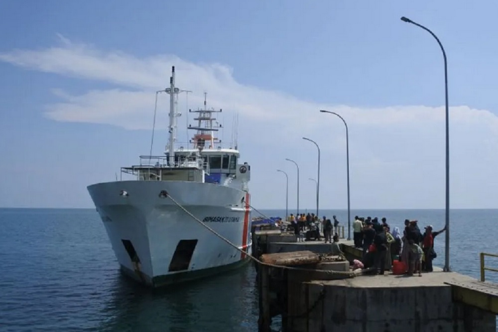 Telantar 3 Hari, Pemudik di Pelabuhan Jangkar Diangkut Kapal Kemenhub