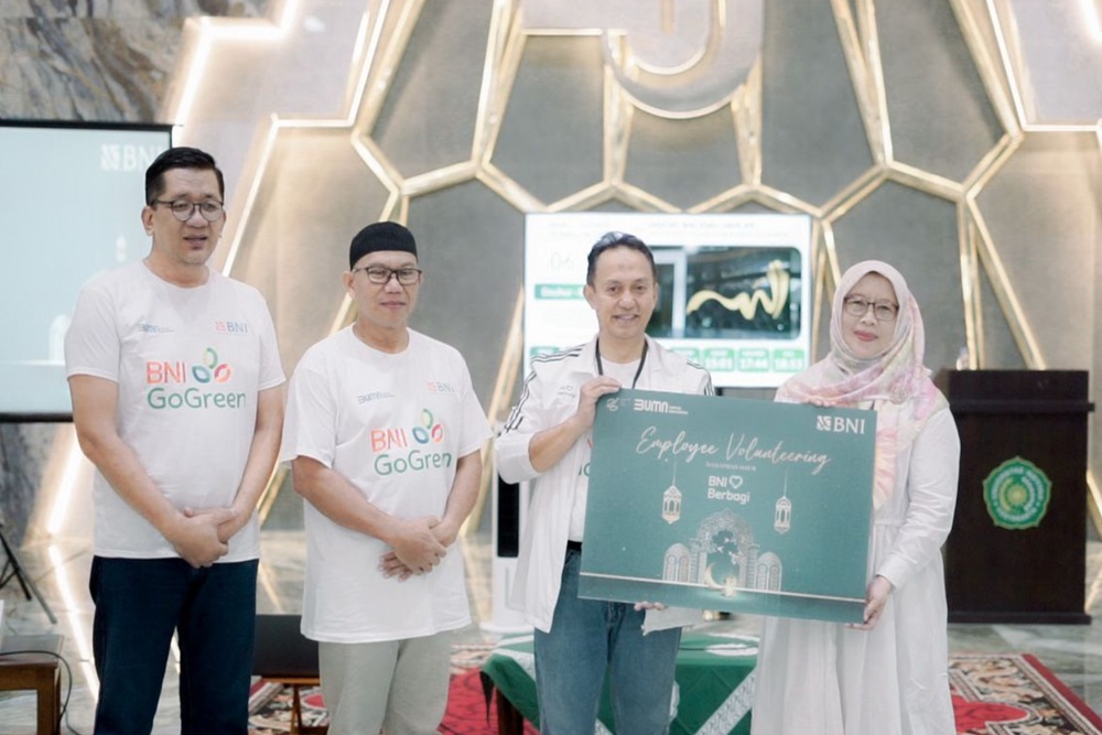 Program Ramadan Berbagi 1445 H/ Tahun 2024 BNI Melakukan Aksi Bersih-Bersih Masjid