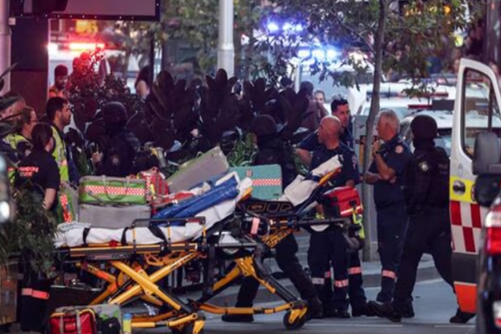 Polisi Tembak Mati Pelaku Penikaman Massal di Sydney