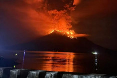 Letusan Gunung Ruang Berisiko Tsunami, Begini Kronologi Erupsinya