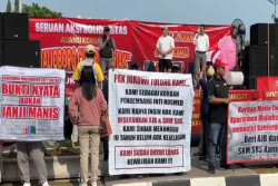 Hari Buruh, Korban Apartemen Malioboro City Demo Perjuangkan Hak Kepemilikan