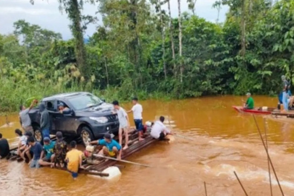 Ratusan Korban Banjir Konawe Utara Pilih Mengungsi Mandiri
