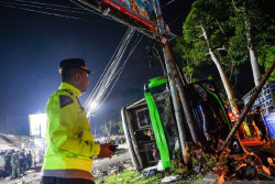 Evakuasi Pelajar SMK Lingga Kencana Depok, Pemkot Kirim Ambulans dan Mobil Jenazah