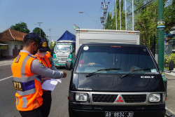 Operasi Gabungan di Depan Pasthy, Belasan Kendaaran Tanpa Kelengkapan Surat Terjaring Petugas