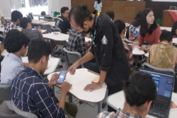 UKDW dan De Britto Gelar Pelatihan Desain Bagi Murid