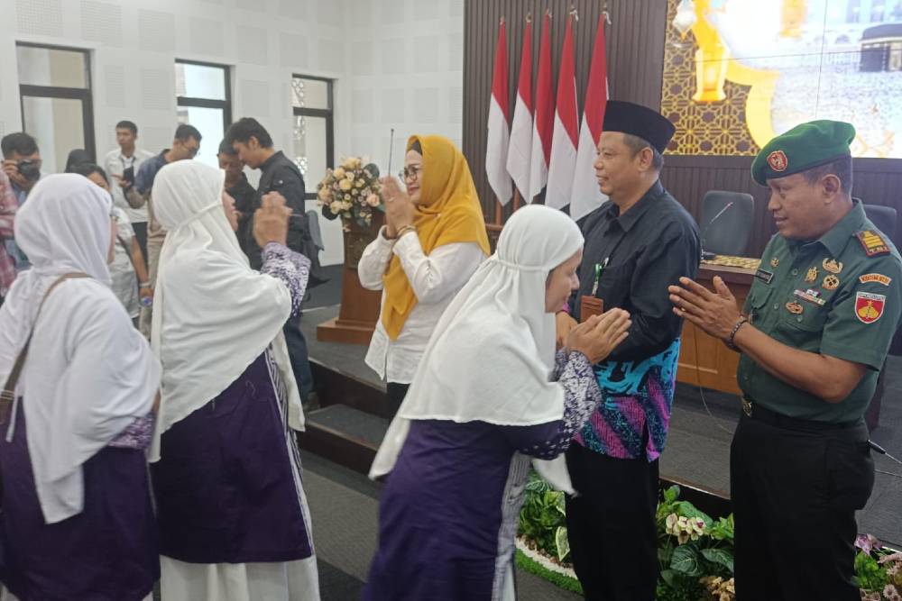 Calon Haji Kulonprogo Mulai Diberangkatkan, Jemaah Paling Tua Berusia 90 Tahun