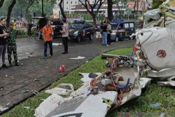 Kronologi Pesawat Jatuh di  Lapangan Sunburst BSD: Berangkat dari Banten Tujuan Pondok Cabe