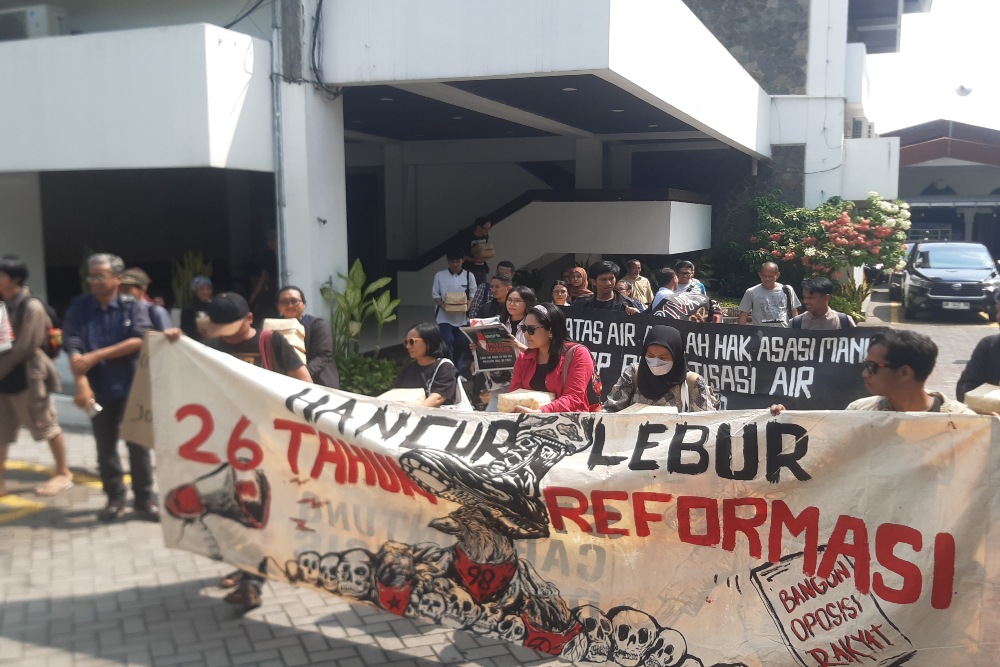 Aktivis Jogja Gelar Aksi Peringati 26 Tahun Reformasi dan Tolak RUU Penyiaran