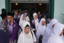 Pemberangkatan Jemaah Calon Haji Jogja Dibagi Tiga Kloter