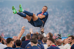 PSG Kalahkan Lyon 2-1 di Final Piala Prancis, Persembahan Terakhir Kylian Mbappe
