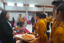 Kampus Pertemukan Mahasiswa dengan Buyer Lewat Table Top