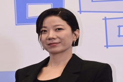 Istri Mendiang Lee Sun Gyun, Jeon Hye Jin Akan Kembali Berakting di Drama Baru