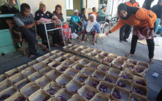 Sambut Iduladha Berwawasan Lingkungan, DLH GK Dorong Penggunaan Kantong Bahan Biodegradable