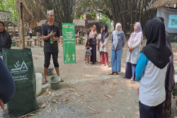 Hari Lingkungan Hidup Sedunia, Alfamart Beri Pelatihan Pengelolaan Sampah Rumah Tangga