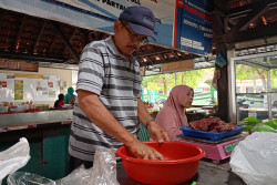 Berkah Iduladha, Jasa Pembuatan Abon Sapi di Pasar Ngasem Ini Kebanjiran Order hingga Berton-ton Daging