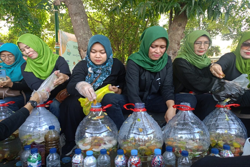 Ratusan Anggota Bank Sampah di Kota Jogja Bikin 1.500 Liter Ecoenzym dan 500 Ecobrick