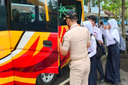 Angkutan Desa Bakal Jadi Angkutan Sekolah, Sopir: Selama Ini Kami Tak Dapat Penghasilan