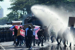 TNI-Polri Gelar Latihan Gabungan Pengamanan Pilkada Jateng 2024