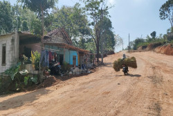 Proyek Jalan Sleman-Gunungkidul Tersambung Exit Toll Jogja-Solo: Warga Mengeluh, Rumah Terancam Kebanjiran