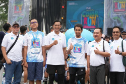 Manajemen PLN UIP JBTB Ikut Meriahkan PLN Mobile Color Run Surabaya 2024