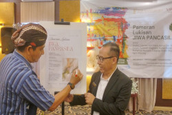 Belasan Seniman Berpartisipasi Dalam Pameran Lukisan Jiwa Pancasila di Hotel Top Malioboro