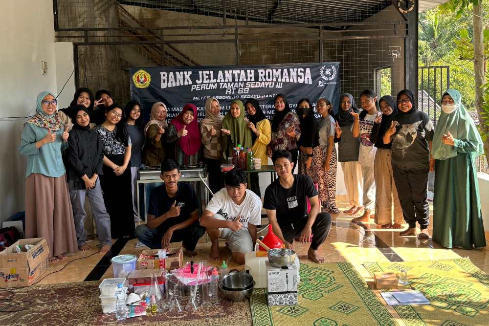 Manfaatkan Limbah, Tim Dosen UPN Veteran Yogyakarta Bantu Warga Metes Dirikan Bank Jelantah Romansa