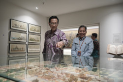 Sultan Jogja Kunjungi Diorama Arsip untuk Matangkan Pembangunan Jogja Planning Gallery