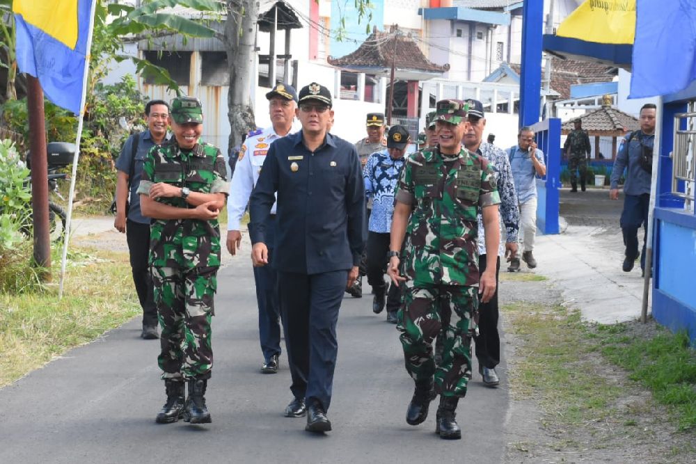 TMMD Sengkuyung Tahap III Dibuka, 2 Rumah Tak Layak Huni di Moyudan Diperbaiki Tentara