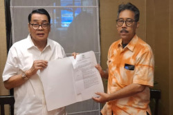 DPP Golkar Serahkan Surat Tugas untuk Afnan Hadikusumo Maju Calon Wali Kota Jogja di Pilkada 2024