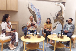 GAIA Cosmo Yogyakarta Gelar Pameran Lukisan Melibatkan 13 Seniman