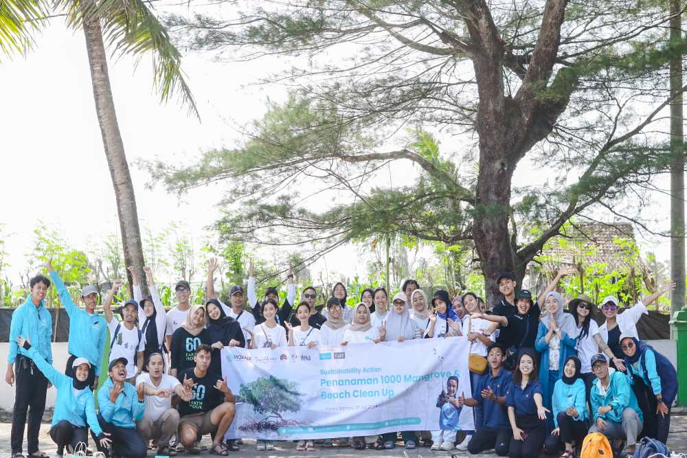 Peka Isu Lingkungan! Anak Muda Joga Tanam 1.000 Mangrove & Clean Up di Pantai Samas