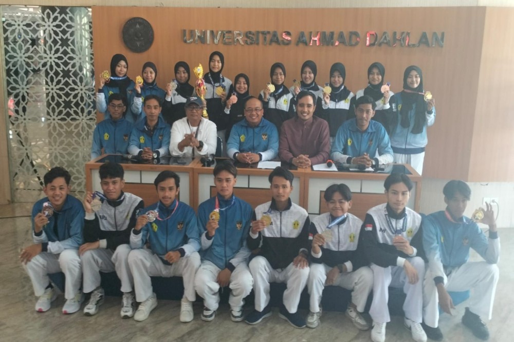 Tampil sebagai Debutan, Mahasiswa UAD Justru Raih 15 Medali Kompetisi Taekwondo Internasional di Thailand