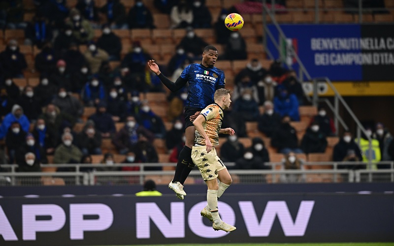 Inter Milan Raih Kemenangan Perdana Usai Kalahkan Lecce dengan Skor 2-0