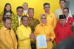 Golkar Resmi Usung Airin-Ade di Pilkada Banten, Sindir Megawati, Bahlil: Barang Bagus Itu