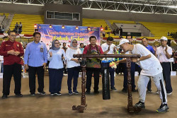 Lestarikan Permainan Tradisional sekaligus Perkuat Kekompakan OPD, Disbud DIY Gelar Lomba Gobaksodor