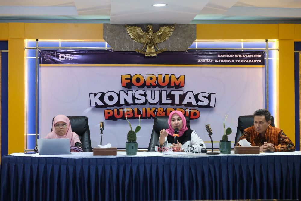 Undang Pentahelix, Kanwil DJP DIY bersama PPID Gelar Forum Konsultasi Publik