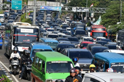 Pemprov Jabar Sebut Kemacetan di Puncak Murni karena Over Kapasitas Kendaraan