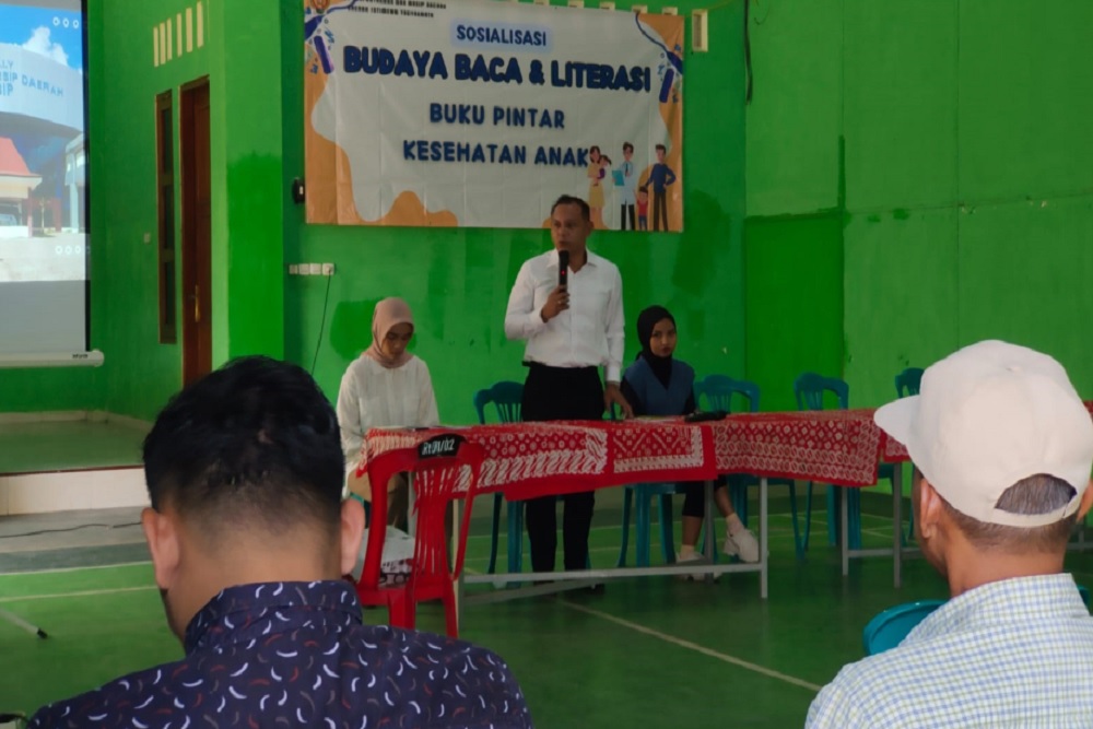 Warga Pugeran Diajak Tingkatkan Minat Baca Lewat Bedah Buku Inisiasi DPAD DIY