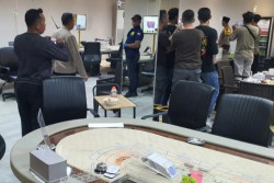 Tempat Judi Berkedok Rumah Karaoke Digerebek, Polisi Tangkap 12 Orang di Semarang