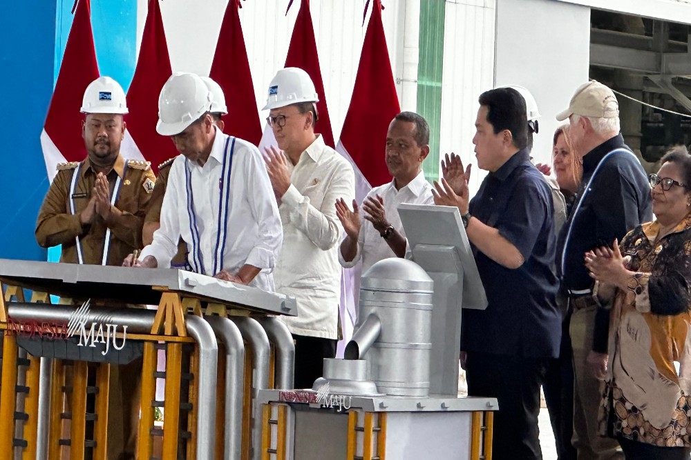 Smelter Tembaga Raksasa Freeport Senilai Rp58 Triliun Resmi Berproduksi