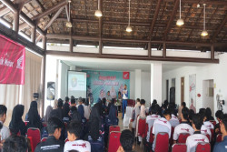 Seminar Safety Riding Kolaborasi Astra Motor, Ditlantas Polda DIY dan Jasa Raharja: Sajikan Tips Menjaga Kecepatan Saat Berkendara