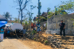 Peringati Hari Jadi ke-5, Aveta Hotel Malioboro dan Joxzin Lawas Donasikan Air Bersih di Rongkop