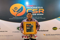 JNE Raih Penghargaan di Indonesia CSR Awards 2024