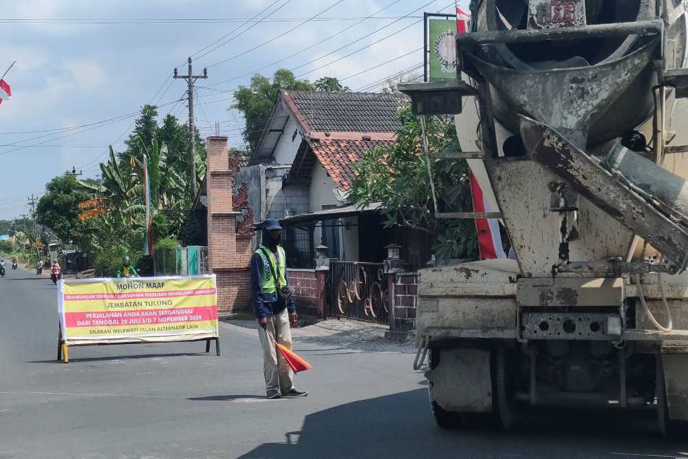 Pengerjaan Nyaris Rampung, Jembatan Tulung di Perbatasan Sleman-Klaten Dibuka Lagi Bulan Depan